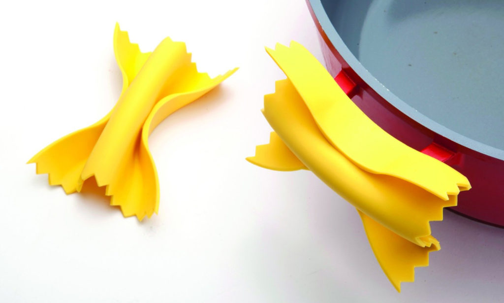 Topfgriffe in Pasta-Form Farfalle